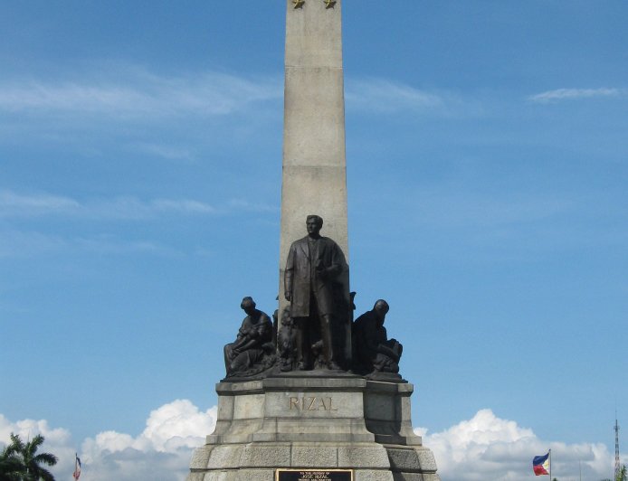 Rizal Park (Luneta): The Site of His Execution and Final Resting Place