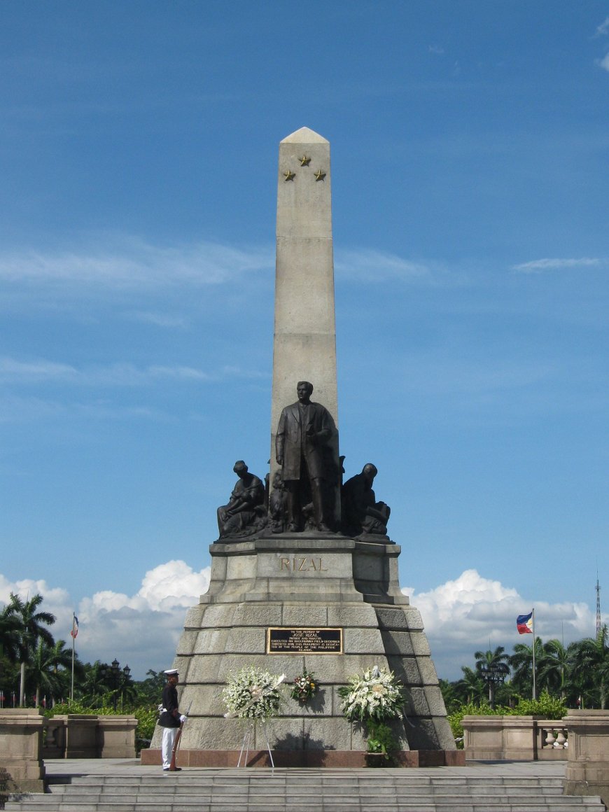Rizal Park (Luneta): The Site of His Execution and Final Resting Place